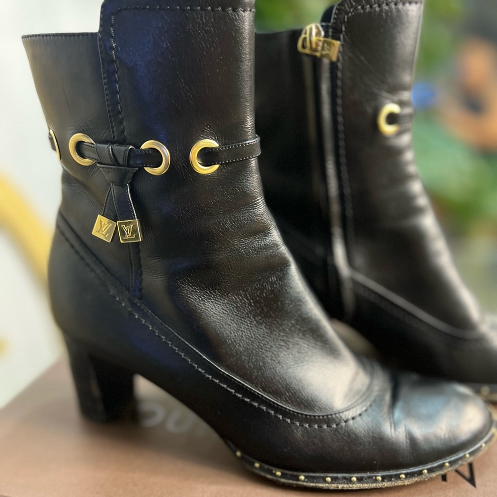 Louis Vuitton Vintage Betty Ankle Boots 38.5